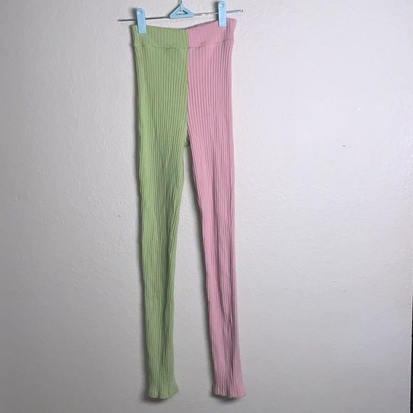 One by One Watermelon Colorblock leggings & crop top set - Medium - Picture 3 of 5